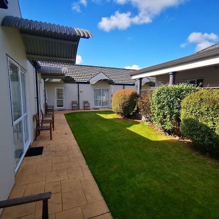 Airport Birches Motel Christchurch Exterior photo